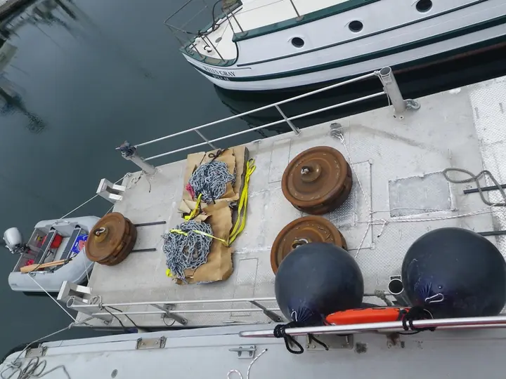 Working deck and lifting hardware on the aluminum barge